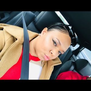 Meet your Posher, Queenita